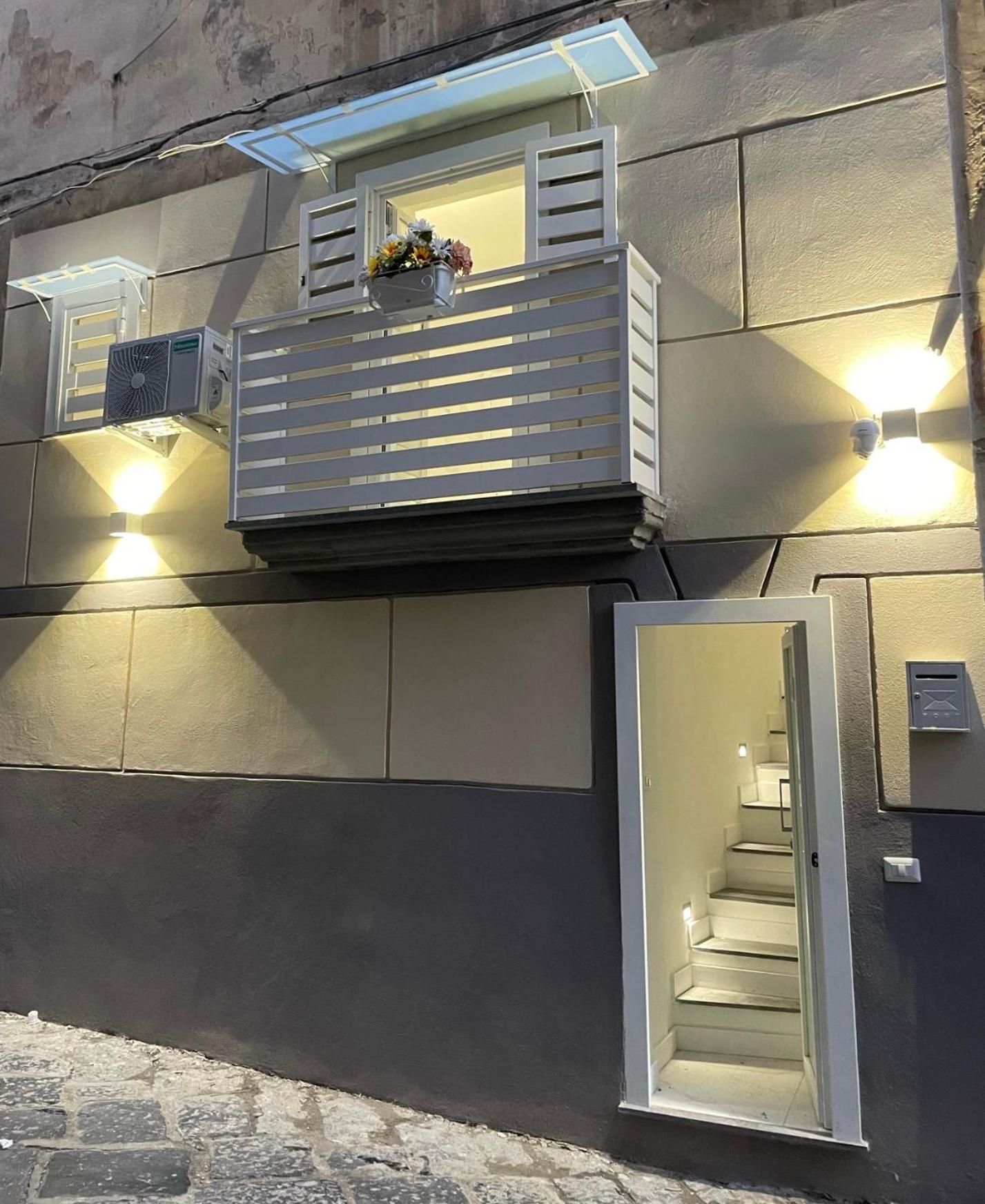Luxury Toto Napoli